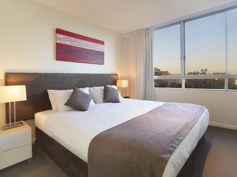 Oaks Nelson Bay Lure Suites - ACT Tourism 13
