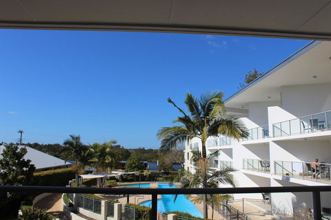 The Boathouse Resort Luxury Apartments - ACT Tourism 13