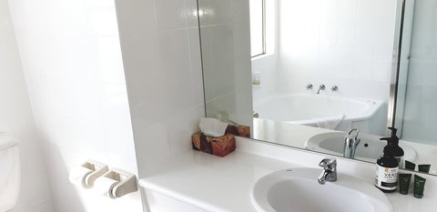 Marina Resort - ACT Tourism 19