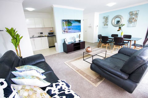 DD Apartments On Darling Harbour - ACT Tourism 3