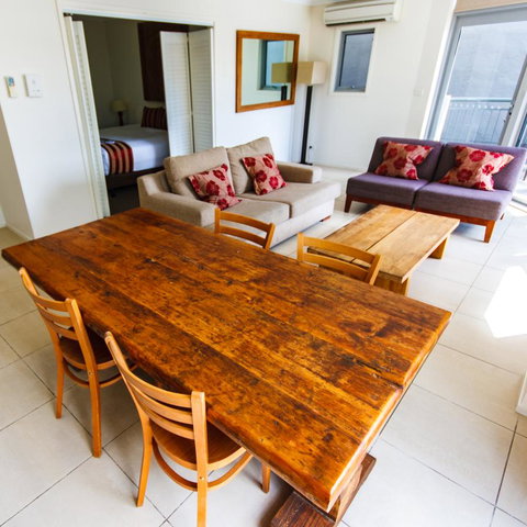 Byron Bay Hotel And Apartments - ACT Tourism 9