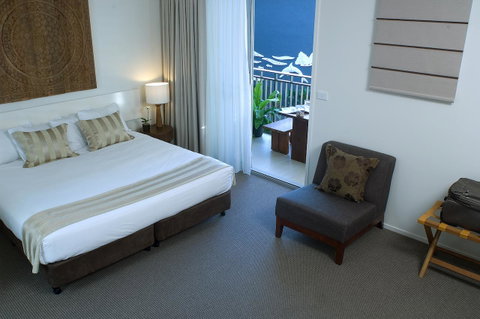 Byron Bay Hotel And Apartments - ACT Tourism 32