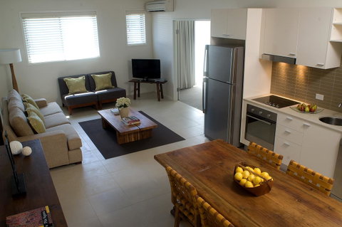 Byron Bay Hotel And Apartments - ACT Tourism 38