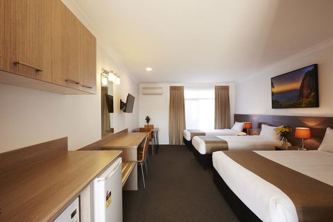 Adelong Motel - ACT Tourism 4