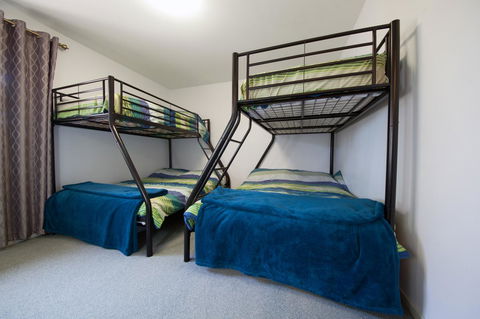 Condo 105 @ Horizons Golf Resort - Salamander Bay NSW - ACT Tourism 10