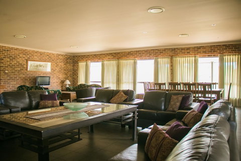Ironstone Estate Lovedale - ACT Tourism 26