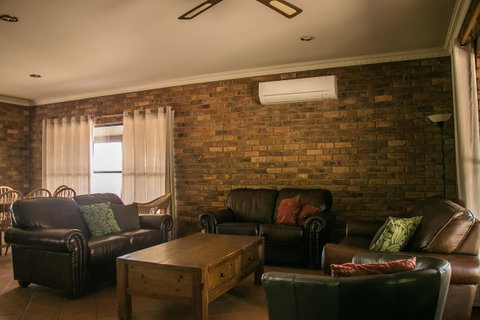 Ironstone Estate Lovedale - ACT Tourism 16
