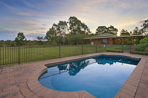 Ironstone Estate Lovedale - ACT Tourism 0