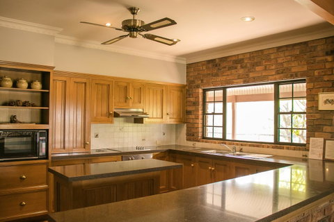 Ironstone Estate Lovedale - ACT Tourism 4