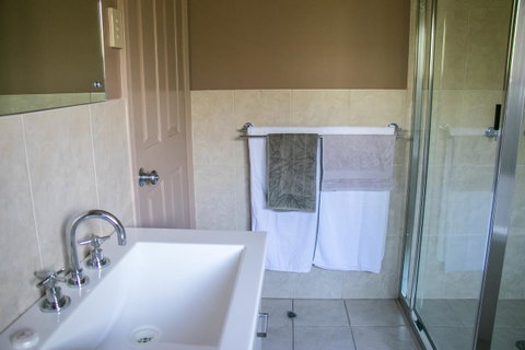 Ironstone Estate Lovedale - ACT Tourism 27