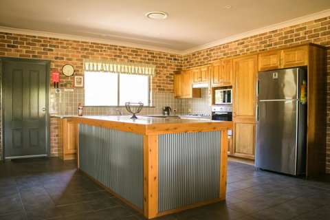 Ironstone Estate Lovedale - ACT Tourism 24