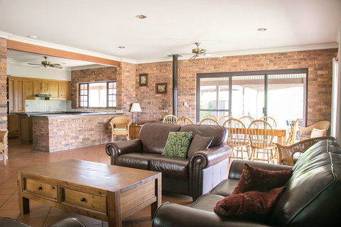 Ironstone Estate Lovedale - ACT Tourism 19