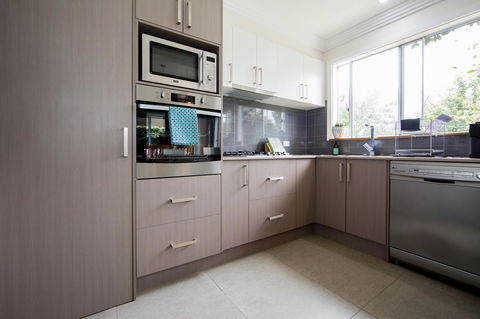 Armidale Cottage - House 2 - ACT Tourism 15