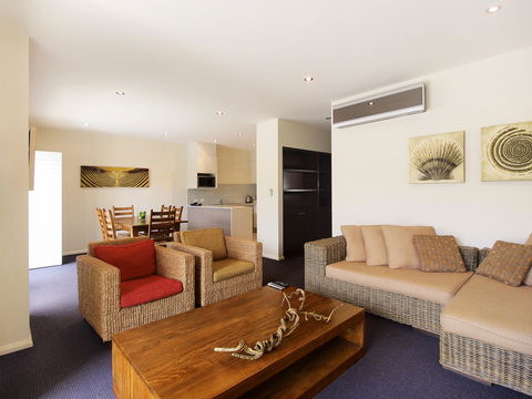 Oaks Port Stephens Pacific Blue Resort - ACT Tourism 5