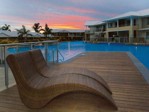 Oaks Port Stephens Pacific Blue Resort - ACT Tourism 7