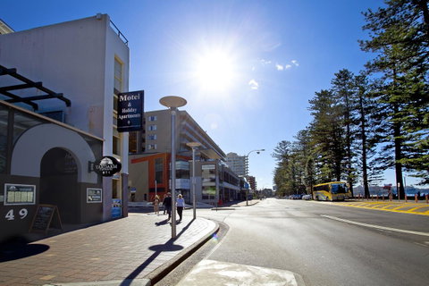 Manly Paradise Motel & Apartments - ACT Tourism 5