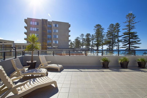 Manly Paradise Motel & Apartments - ACT Tourism 7