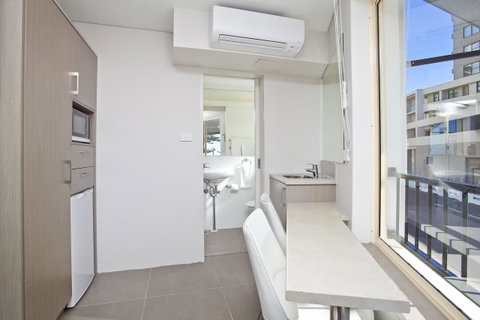 Manly Paradise Motel & Apartments - ACT Tourism 6