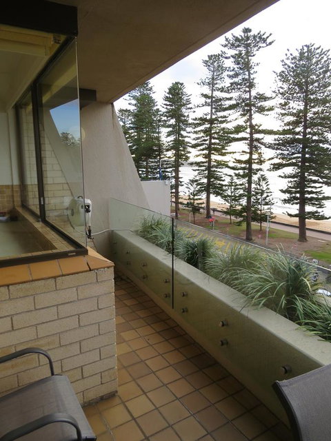 Manly Paradise Motel & Apartments - ACT Tourism 40