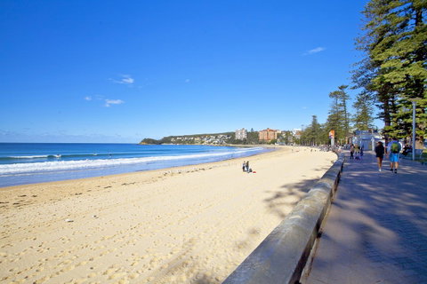 Manly Paradise Motel & Apartments - ACT Tourism 3