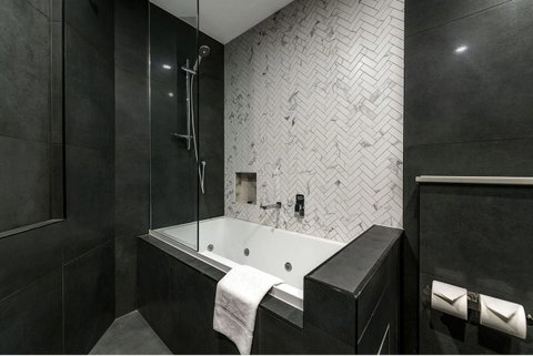 Holiday Inn & Suites - Parramatta Marsden Street, An IHG Hotel - ACT Tourism 6