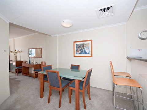 Messines Street, Breakwater Apartment, 104 - ACT Tourism 3