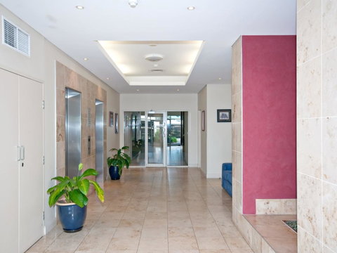 Messines Street, Breakwater Apartment, 104 - ACT Tourism 14
