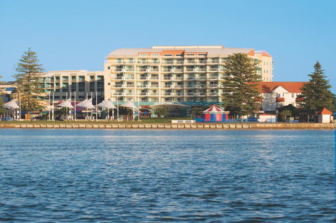 Oaks The Entrance Waterfront Suites - ACT Tourism 9