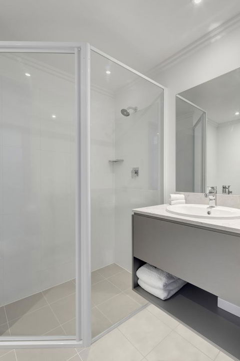 Mercure Sydney Bankstown - ACT Tourism 24