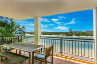 Sunrise Cove Holiday Apartments