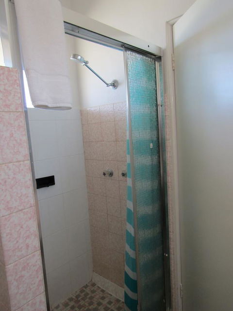 Allonville Gardens Motel - ACT Tourism 27