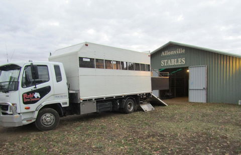 Allonville Gardens Motel - ACT Tourism 32