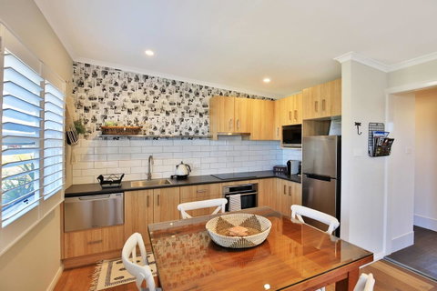 Jervis Bay Beach Shack I Pet Friendly - ACT Tourism 3