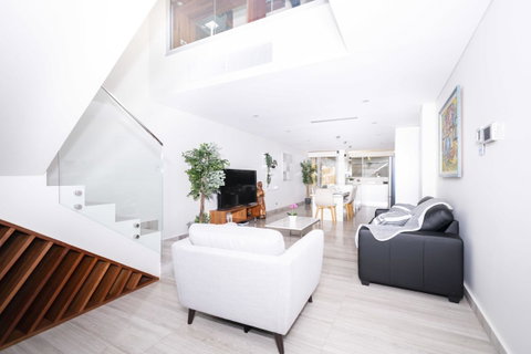 Luxury Villa Darlington - Vine - ACT Tourism 0