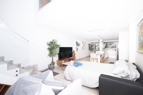 Luxury Villa Darlington - Vine - ACT Tourism 41