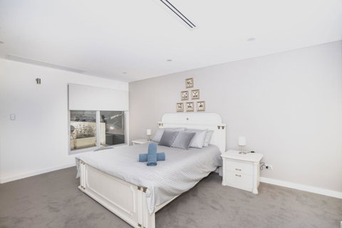 Luxury Villa Darlington - Vine - ACT Tourism 23