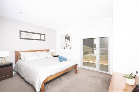 Luxury Villa Darlington - Vine - ACT Tourism 25
