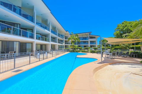 Boathouse Resort (Water Front) - ACT Tourism 14
