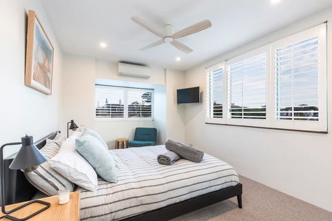 Nobbs Â· Executive 2 Storey Sydney Apartment With Pool - ACT Tourism 6