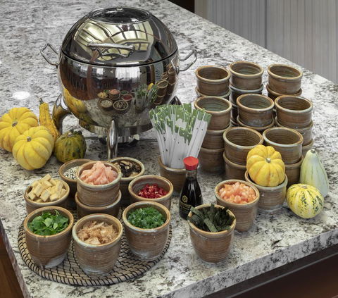 Amora Hotel Jamison Sydney - ACT Tourism 2