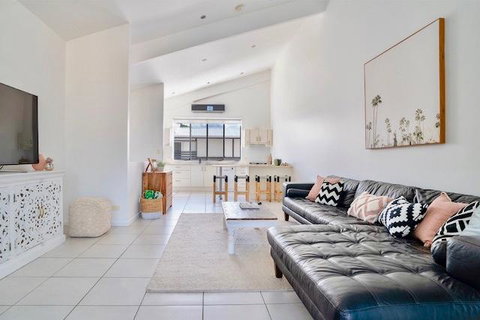 Hastings By The Sea - ACT Tourism 6