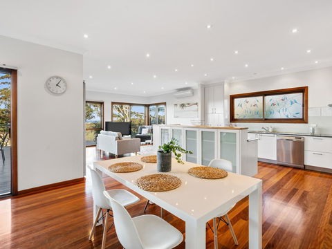 The Beach House Terrigal - ACT Tourism 4