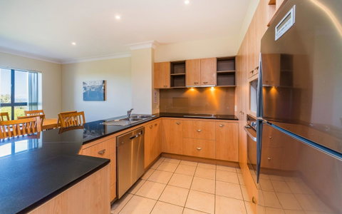 The Sands Resort At Yamba - ACT Tourism 22