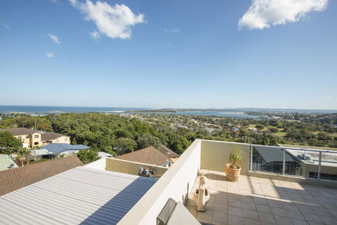 Grandview Apartments - ACT Tourism 21