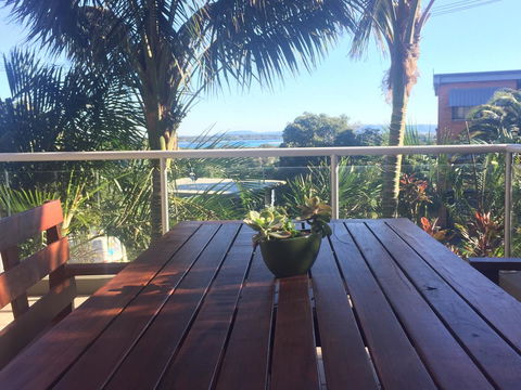 Grandview Apartments - ACT Tourism 23