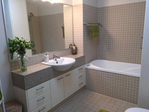 Grandview Apartments - ACT Tourism 4
