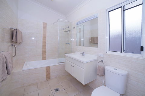 Boulevarde Motor Inn - ACT Tourism 9