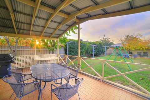 Boulevarde Motor Inn - ACT Tourism 14