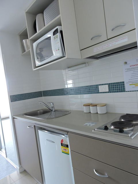 BASE Holidays - Ettalong Beach Premium Apartments - ACT Tourism 21
