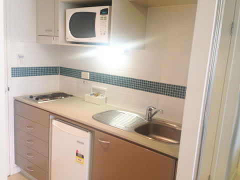 BASE Holidays - Ettalong Beach Premium Apartments - ACT Tourism 23